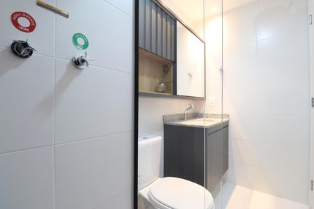 Apartamento para alugar com 55m², 2 quartos e 1 vagaBanheiro Social
