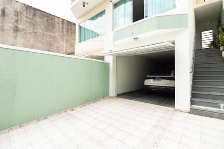 Casa à venda com 200m², 5 quartos e 4 vagas