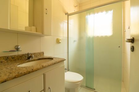 Casa à venda com 200m², 5 quartos e 4 vagas