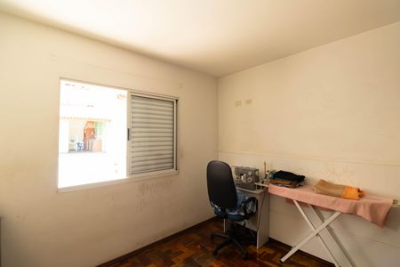 Casa à venda com 5 quartos, 200m² em Parque Peruche, São Paulo