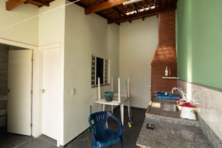 Casa à venda com 200m², 5 quartos e 4 vagas
