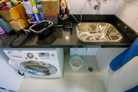 Apartamento à venda com 84m², 2 quartos e 2 vagasÁrea de serviço