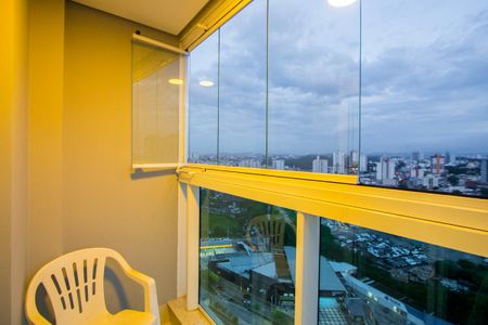 Apartamento à venda com 84m², 2 quartos e 2 vagasVarando do quarto 1