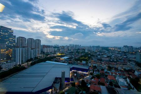 Vista da varanda gourmet de apartamento à venda com 2 quartos, 84m² em Parque Bandeirante, Santo André