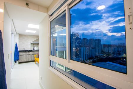 Apartamento à venda com 84m², 2 quartos e 2 vagasÁrea de serviço