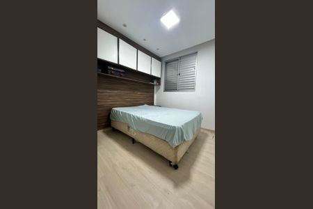 Quarto de apartamento para alugar com 2 quartos, 55m² em Vila Mogilar, Mogi das Cruzes