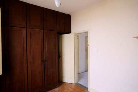 Casa à venda com 400m², 3 quartos e 2 vagas Casa à venda com 400m², 3 quartos e 2 vagasQuarto 2