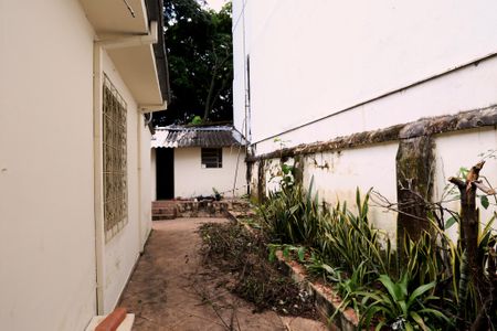 Casa à venda com 400m², 3 quartos e 2 vagas Casa à venda com 400m², 3 quartos e 2 vagasQuintal