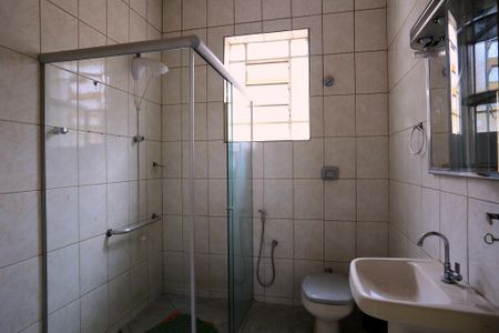 Casa à venda com 400m², 3 quartos e 2 vagas Casa à venda com 400m², 3 quartos e 2 vagasBanheiro