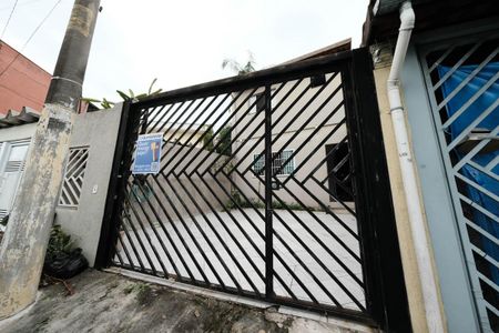 Casa para alugar com 117m², 2 quartos e 2 vagasFachada