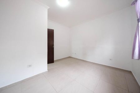 Casa para alugar com 117m², 2 quartos e 2 vagasQuarto 1