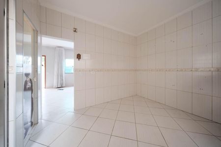 Casa para alugar com 117m², 2 quartos e 2 vagasCozinha