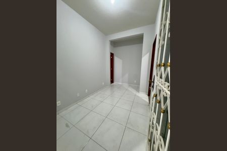 Sala de casa para alugar com 1 quarto, 40m² em Campo Grande, Rio de Janeiro