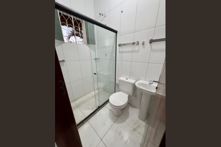 Banheiro de casa para alugar com 1 quarto, 40m² em Campo Grande, Rio de Janeiro