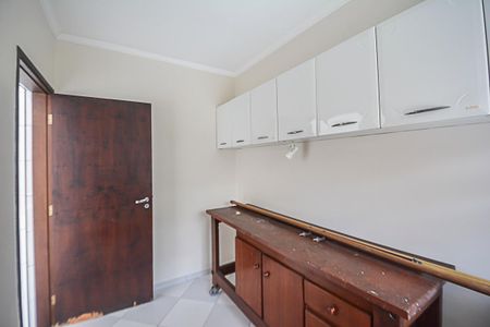 Casa à venda com 290m², 4 quartos e 4 vagas Casa à venda com 290m², 4 quartos e 4 vagasQuarto de Serviço