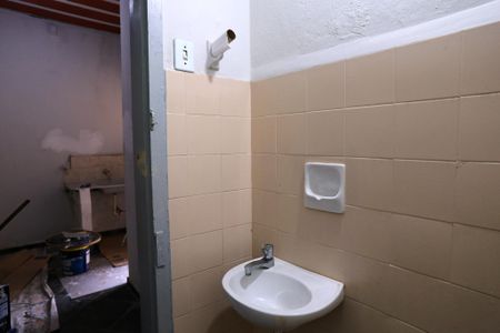 Casa para alugar com 245m², 1 quarto e 1 vagaBanheiro