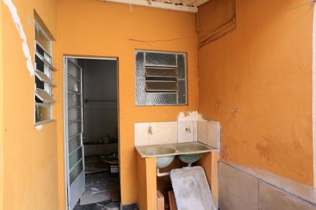 Casa para alugar com 245m², 1 quarto e 1 vagaÁrea de Serviço