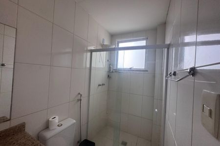 Apartamento para alugar com 122m², 3 quartos e 1 vaga Apartamento para alugar com 122m², 3 quartos e 1 vagaBanheiro 2
