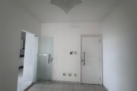 Apartamento para alugar com 122m², 3 quartos e 1 vaga Apartamento para alugar com 122m², 3 quartos e 1 vagaSala