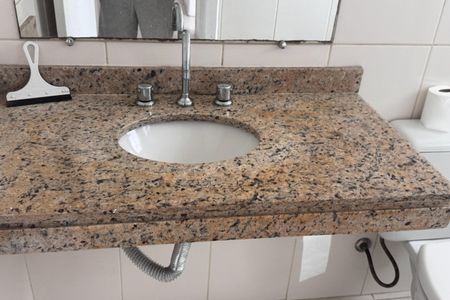 Apartamento para alugar com 122m², 3 quartos e 1 vaga Apartamento para alugar com 122m², 3 quartos e 1 vagaBanheiro 2