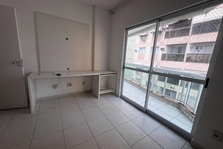 Apartamento para alugar com 122m², 3 quartos e 1 vaga Apartamento para alugar com 122m², 3 quartos e 1 vagaQuarto 3