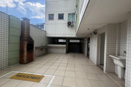 Apartamento para alugar com 122m², 3 quartos e 1 vaga Apartamento para alugar com 122m², 3 quartos e 1 vagaCondomínio