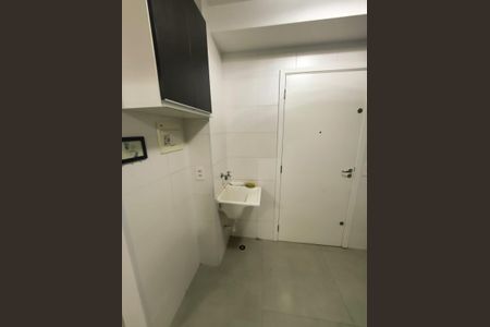 Apartamento para alugar com 32m², 2 quartos e sem vaga Apartamento para alugar com 32m², 2 quartos e sem vagaÁrea de serviço