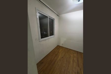 Quarto de apartamento para alugar com 2 quartos, 32m² em Vila Carmosina, São Paulo