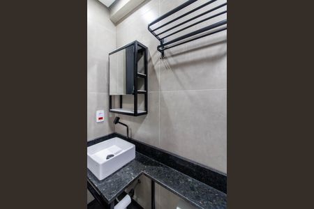 Banheiro  de kitnet/studio para alugar com 1 quarto, 35m² em Vila Augusta, Guarulhos