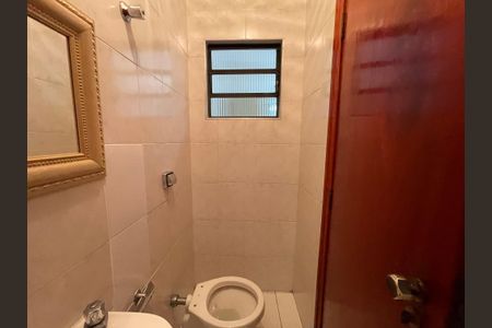 Casa para alugar com 160m², 4 quartos e 2 vagasBanheiro 4