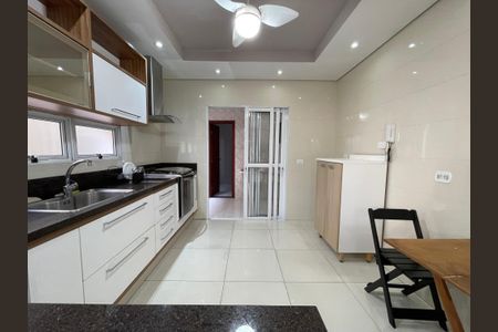 Casa para alugar com 160m², 4 quartos e 2 vagasCozinha