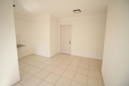 Sala de apartamento para alugar com 2 quartos, 50m² em Jk, Contagem
