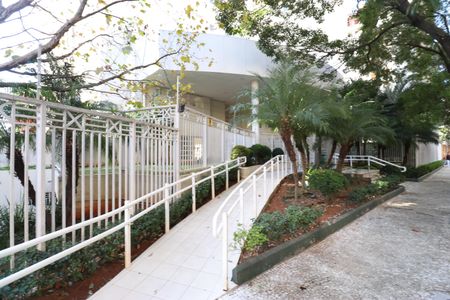 Apartamento à venda com 50m², 1 quarto e 1 vagaFachada