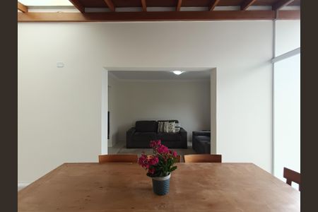 Casa à venda com 160m², 4 quartos e 3 vagas