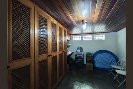 Casa à venda com 160m², 4 quartos e 3 vagas