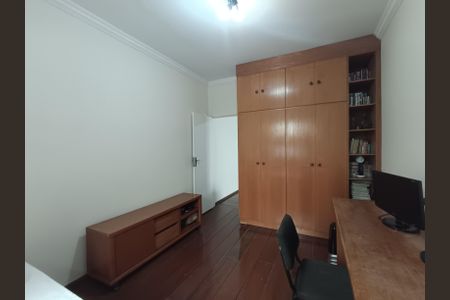 Casa à venda com 160m², 4 quartos e 3 vagas
