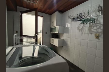 Casa à venda com 160m², 4 quartos e 3 vagas