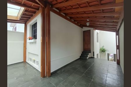 Casa à venda com 160m², 4 quartos e 3 vagas