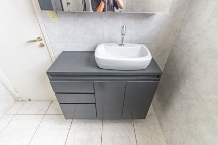 Apartamento para alugar com 90m², 2 quartos e sem vagaBanheiro