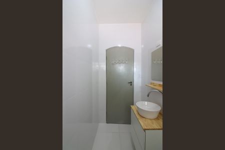 Banheiro Social de casa para alugar com 1 quarto, 50m² em Vila Vivaldi, São Bernardo do Campo