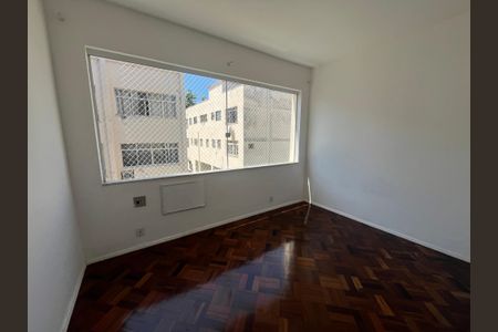 Apartamento à venda com 70m², 2 quartos e 1 vagaQuarto 