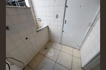 Apartamento à venda com 70m², 2 quartos e 1 vagaArea de serviço