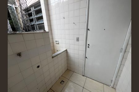 Apartamento à venda com 70m², 2 quartos e 1 vagaArea de serviço
