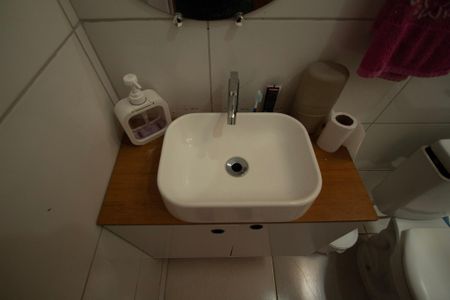 Banheiro de casa para alugar com 1 quarto, 42m² em Cajuru do Sul, Sorocaba