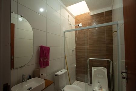 Banheiro de casa para alugar com 1 quarto, 42m² em Cajuru do Sul, Sorocaba