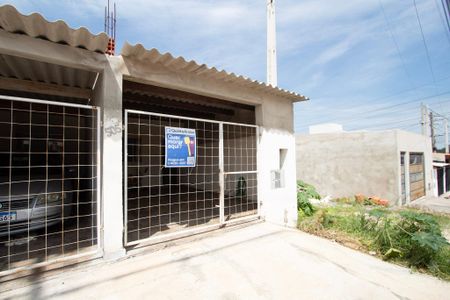 Casa para alugar com 42m², 1 quarto e 1 vaga Casa para alugar com 42m², 1 quarto e 1 vagaFachada