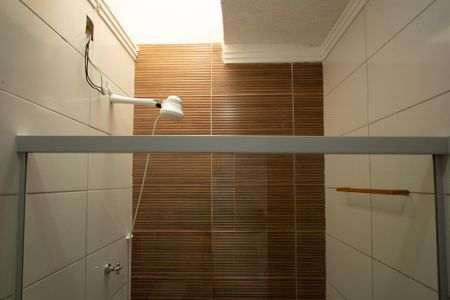 Casa para alugar com 42m², 1 quarto e 1 vaga Casa para alugar com 42m², 1 quarto e 1 vagaBanheiro