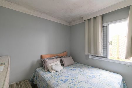 Quarto 1 de apartamento para alugar com 2 quartos, 46m² em Vila Carmosina, São Paulo