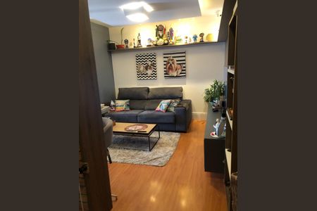 Sala de apartamento para alugar com 2 quartos, 74m² em Petrópolis, Porto Alegre