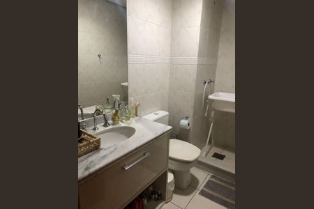 Apartamento para alugar com 74m², 2 quartos e sem vaga Apartamento para alugar com 74m², 2 quartos e sem vagaBanheiro